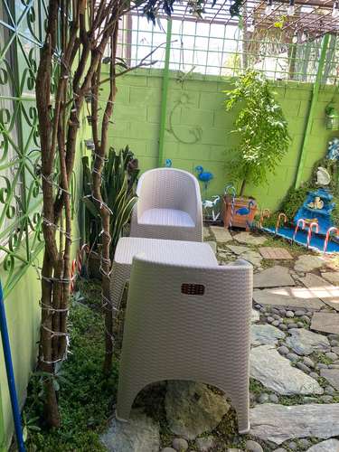 Juego de mesa con butaca para jardín o salita de estar