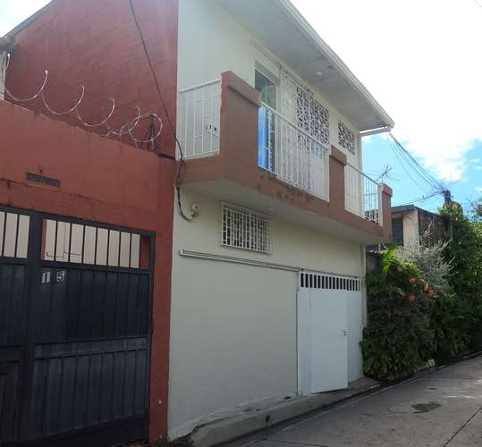 Alquilo casa Col. San Alberto, calle al volcan Mejicanos - Imagen 14