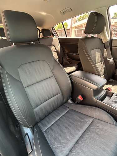 Se vende Kia Sportage año 2018 - Imagen 6