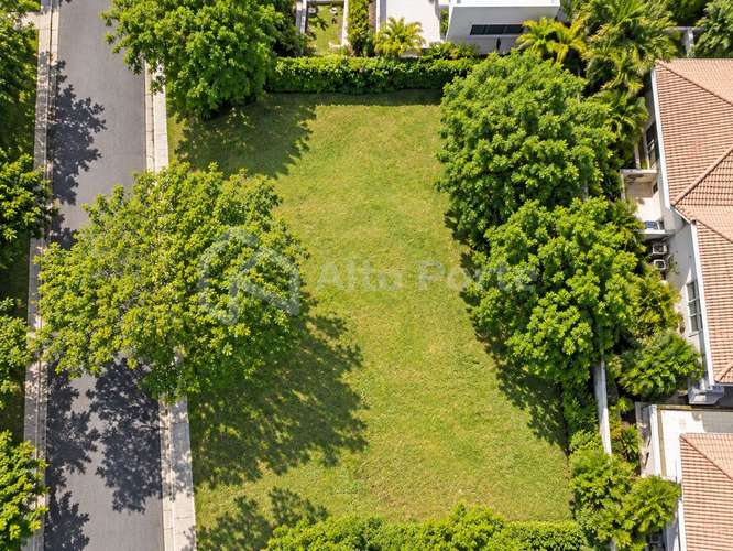Venta de terreno en Colonia Escalón