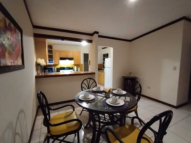 APARTAMENTO AMUEBLADO COL. ESCALON DE 2 HABIT.