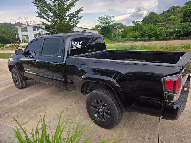 Tacoma 2021 4x4 sr5 