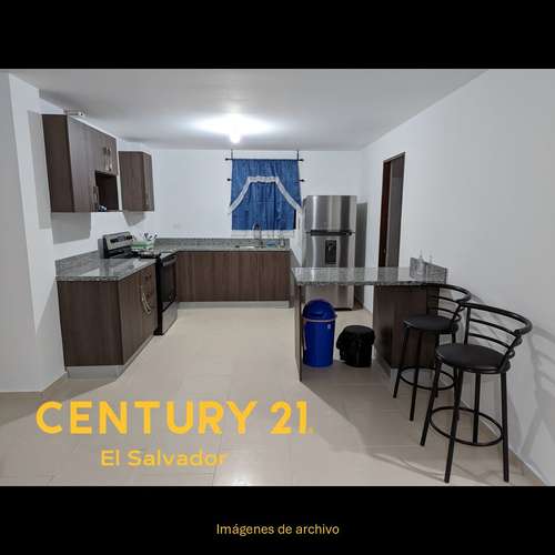 Se alquila apartamento de 3 dormitorios y en último nivel, en Colonia San Francisco, San Salvador