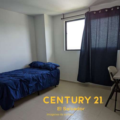 Se alquila apartamento de 3 dormitorios y en último nivel, en Colonia San Francisco, San Salvador