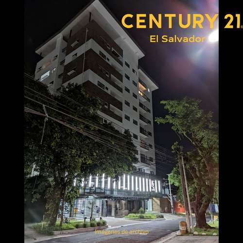 Se alquila apartamento de 3 dormitorios y en último nivel, en Colonia San Francisco, San Salvador