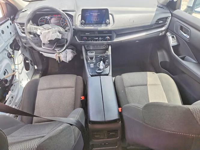 nissan rogue turbo 1.5 4X4