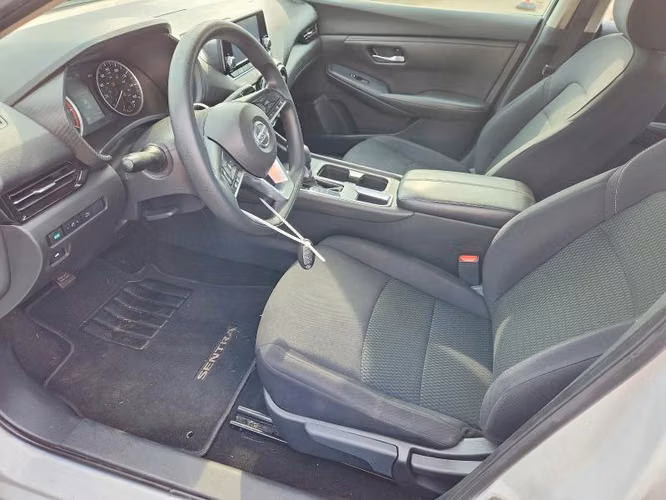 nissan sentra 2020