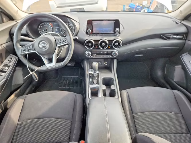 nissan sentra 2020