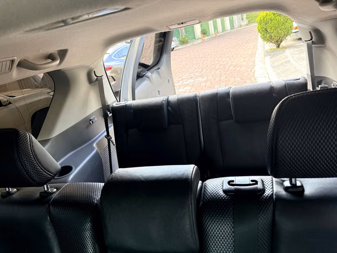 TOYOTA LAND CRUISER PRADO TX 2011 — 4x4