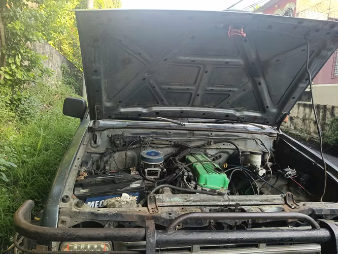Nissan Hardbody k24 año 90