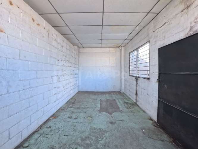 Alquiler de bodega en Merliot – Zona Industrial