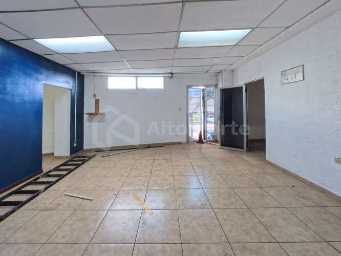 Alquiler de bodega en Merliot – Zona Industrial