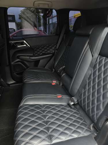  MITSUBISHI OUTLANDER SEL 2022 4x4 (S-AWD)  ¡Impecable SUV familiar de 3 filas  - Imagen 14