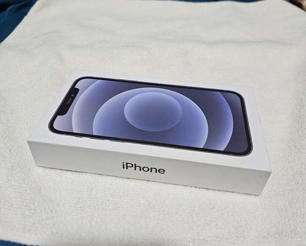 Iphone 12 base - Imagen 3