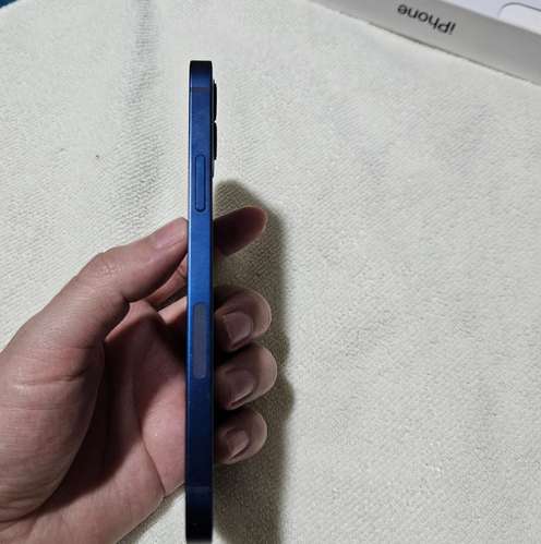 Iphone 12 base - Imagen 10