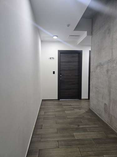 Apartamento de lujo en Park Tower | Alquiler $1,500 Vacío o $1,800 Amueblado - Imagen 3