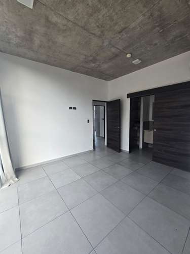 Apartamento de lujo en Park Tower | Alquiler $1,500 Vacío o $1,800 Amueblado - Imagen 6