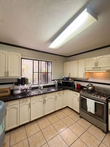 CASA EN ALQUILER | Avenida La Capilla  SAN BENITO, SAN SALVADOR| $2500/mes. - Imagen 5
