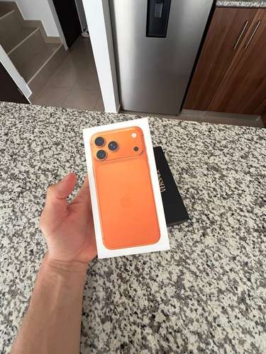 IPhone 17 pro Max 256 sellado! 