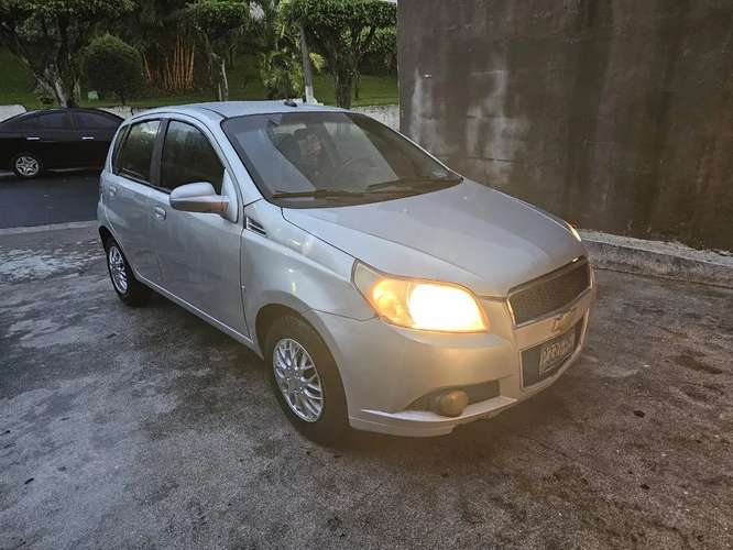 $2850 neg. CHEVROLET AVEO 5  2009 Automático  - Imagen 2
