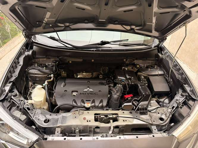 $9800 NEG . MITSUBISHI OUTLANDER SPORT 2019 4x2 Motor 2.0 MIVEC  - Imagen 7