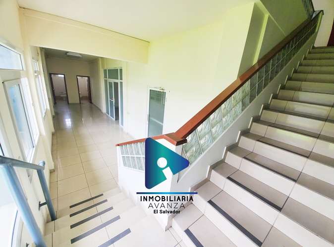 Edificio en alquiler en Col. Escalón | 28 parqueos| 13 oficinas| 9 baños - Imagen 7