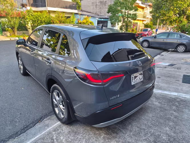 HONDA HRV 2023 FULL EXTRAS  - Imagen 3