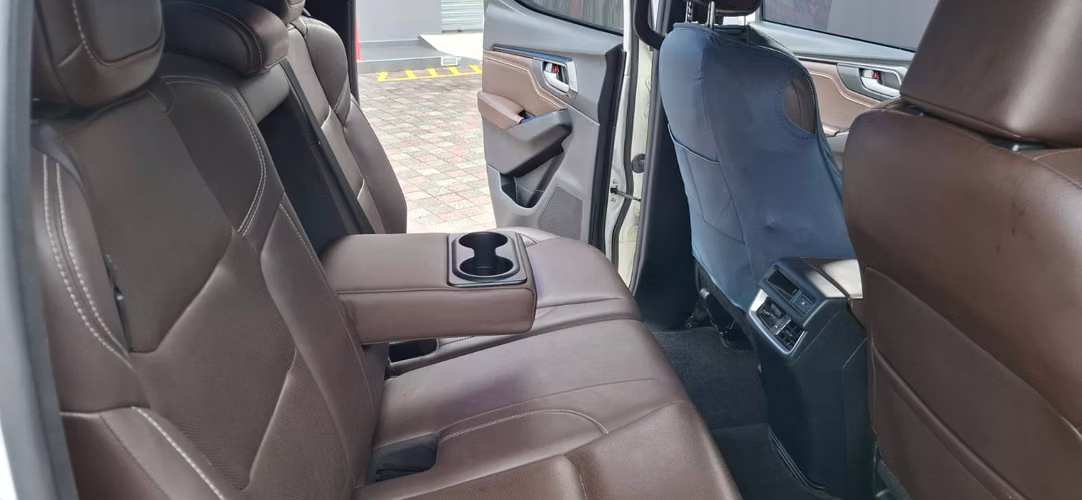 ISUZU DMAX HIGHLANDER AUTOMÁTICO 3.0 IMPECABLE  - Imagen 13