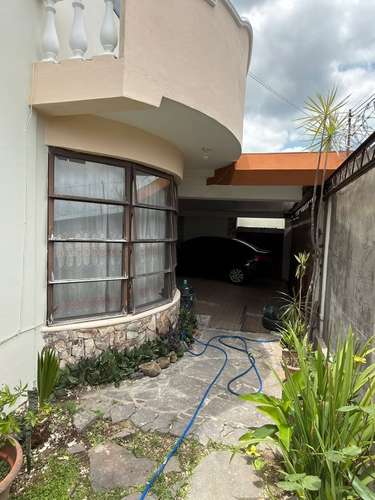 Casa en Venta en Ciudad Merliot | Jardines de la Libertad con vista al volcán. - Imagen 2