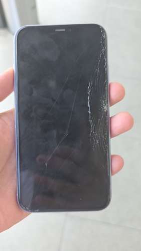 Vendo respuestos de cámariPhone 11 (Púrpura) – Para repuestos / Piezasa y