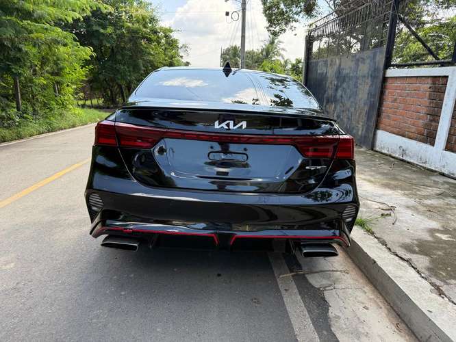 KIA FORTE GT 1.6 Turbo 2024 Todas Bolsas Buenas Full extras, con tan solo 19,000 reales nitido como nuevo