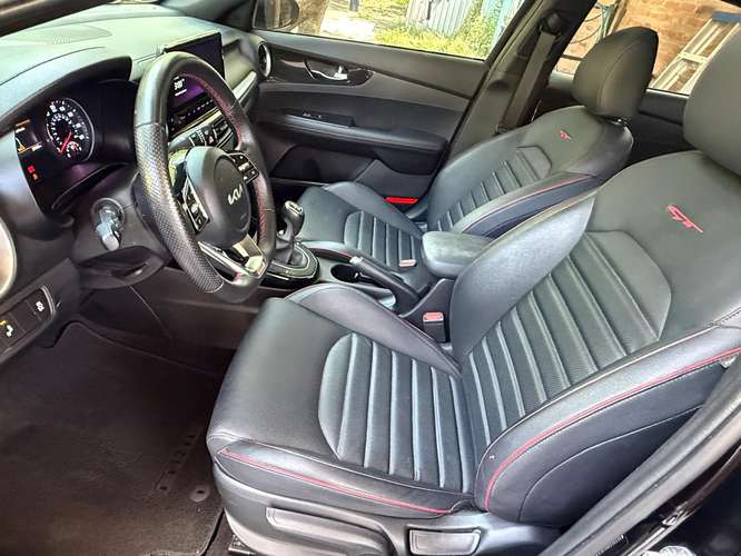 KIA FORTE GT 1.6 Turbo 2024 Todas Bolsas Buenas Full extras, con tan solo 19,000 reales nitido como nuevo