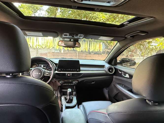 KIA FORTE GT 1.6 Turbo 2024 Todas Bolsas Buenas Full extras, con tan solo 19,000 reales nitido como nuevo