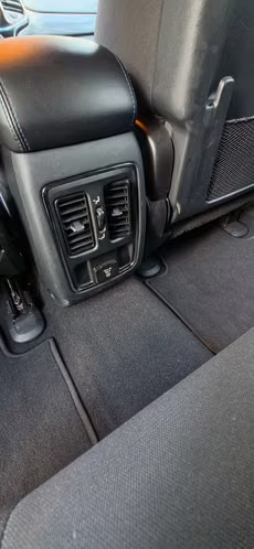 Vendo Grand Cherokee 2020 - Imagen 9