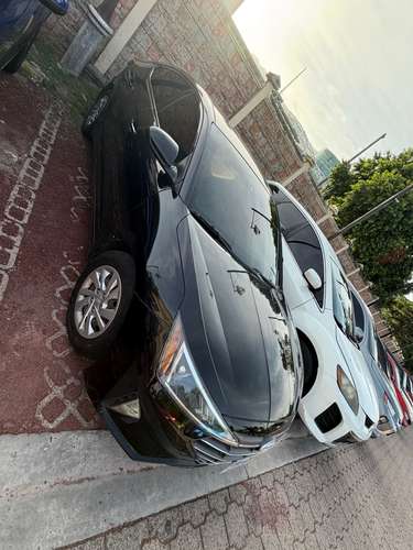 VENDO HYUNDAI ELANTRA 2020 - Imagen 4