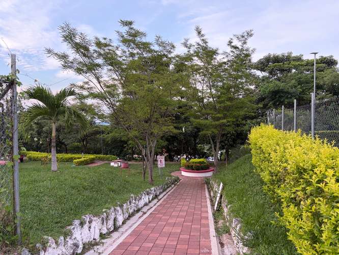  VIVE CERCA DE SAN SALVADOR! CASA EN VENTA EN VILLA PRIMAVERA QUEZALTEPEQUE, LA LIBERTAD 