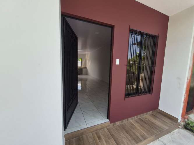  ¡CASA EN VENTA EN NUEVOS HORIZONTES!