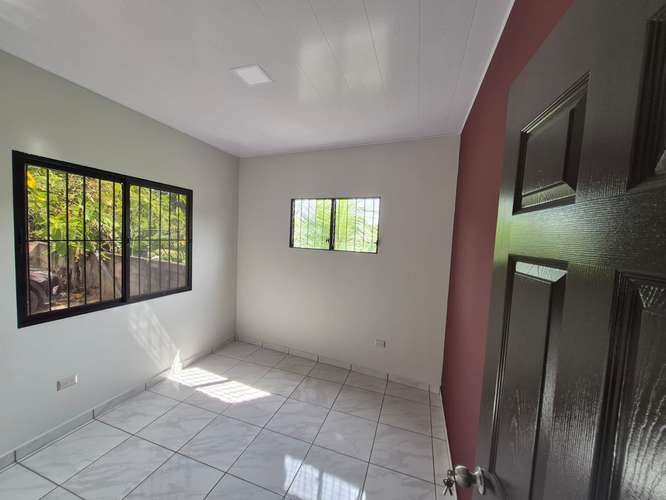  ¡CASA EN VENTA EN NUEVOS HORIZONTES!