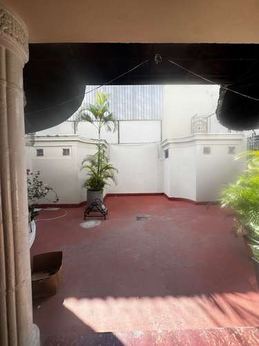 Casa e venta en 1ra. Calle Poniente (media cuadra arriba del Liceo Salvadoreño) - Imagen 9