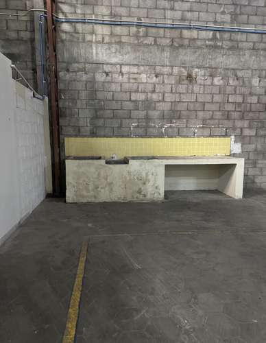 Se alquila bodega por redondel Utila Para ALMACENAMIENTO  - Imagen 4