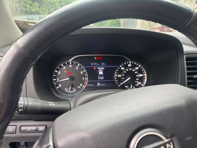 NISSAN FRONTIER SV 2022 - Imagen 10