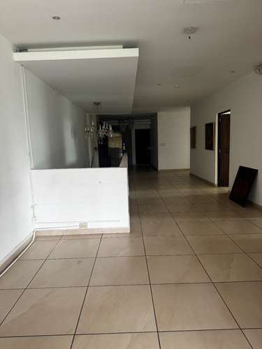 EDIFICIO MODERNO EN ALQUILER | COLONIA SAN BENITO - Imagen 5