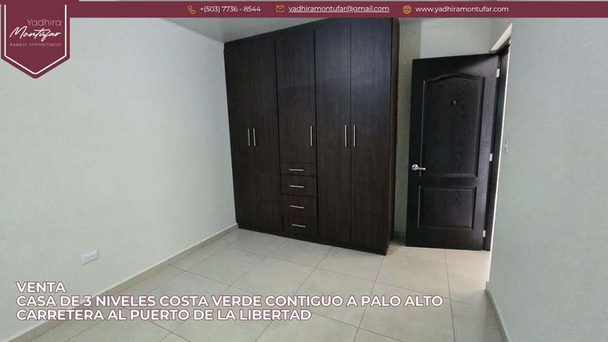 Casa de 3 niveles Costa Verde Carretera al Puerto de La Libertad en Venta