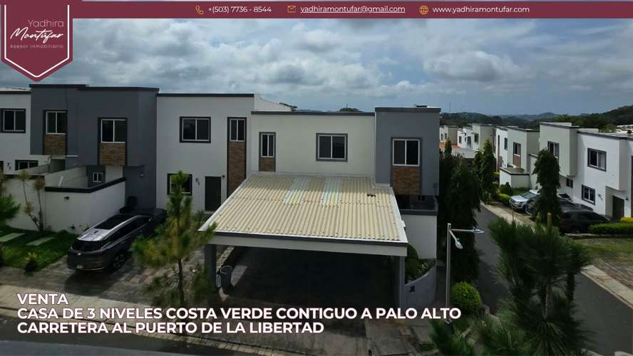 Casa de 3 niveles Costa Verde Carretera al Puerto de La Libertad en Venta