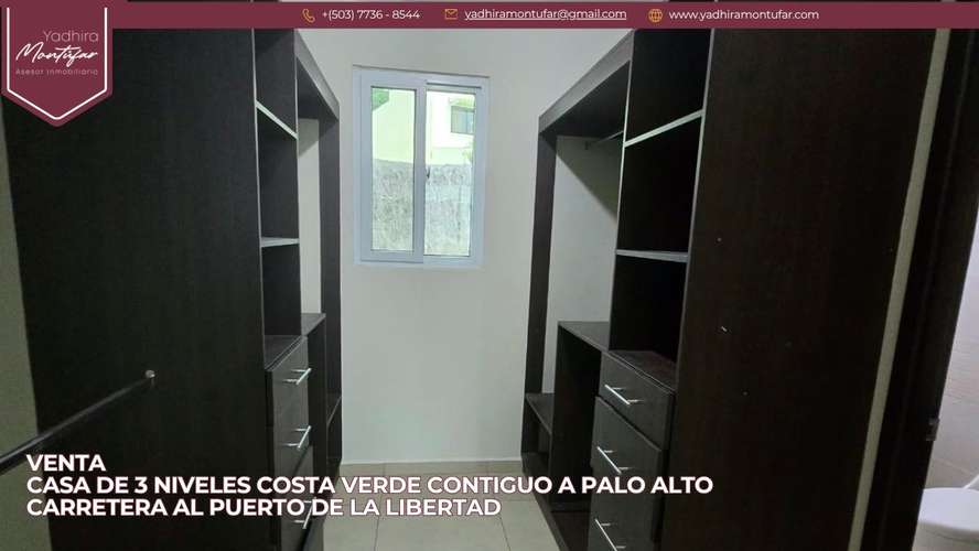 Casa de 3 niveles Costa Verde Carretera al Puerto de La Libertad en Venta