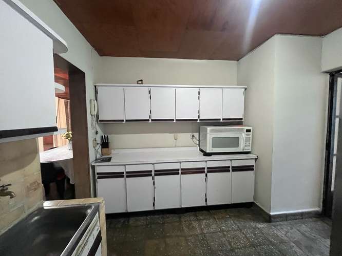 Casa Colonia Miramonte para negocio, oficinas, vivienda. Alta exposición y fácil acceso. - Imagen 8