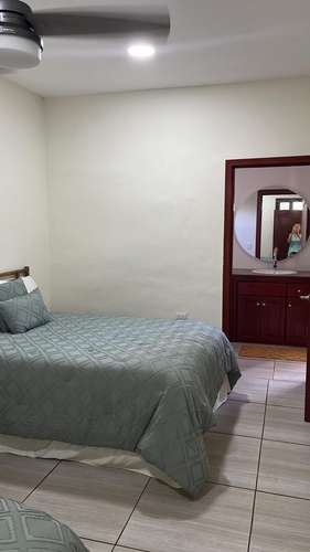 Alquiler de Cowboy Casita de dos habitaciones. Totalmente amueblada, estándar estadounidense. 1,000.00 por mes