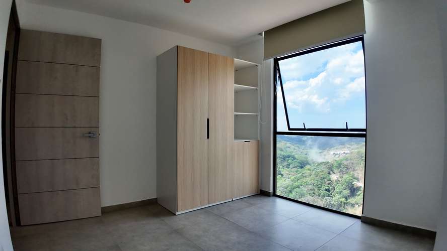 Lindo apartamento con preciosa vista al mar y montañas!!