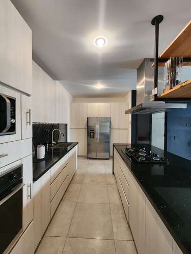 Se Vende Casa en Residencial Altema, Nuevo Cuscatlán 