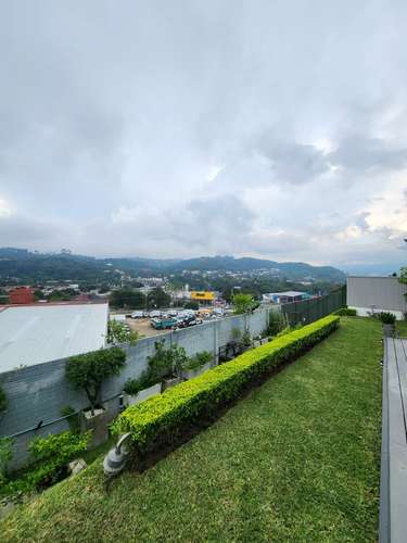 Se Vende Casa en Residencial Altema, Nuevo Cuscatlán 